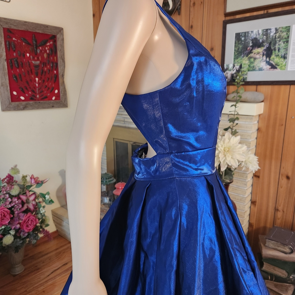 Stunning Cobalt Blue Clarisse Ballgown – NWT (Size 6) - Picture 5 of 10